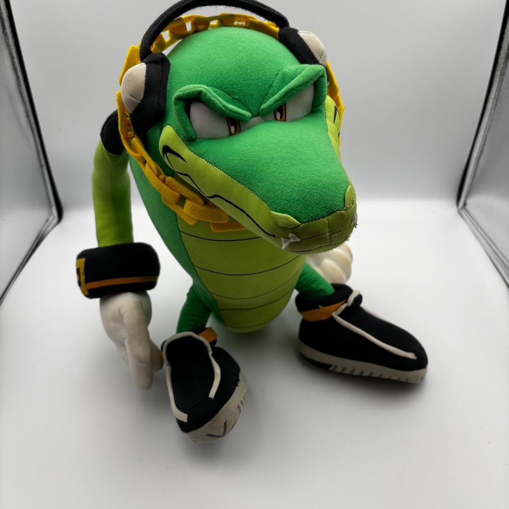 GE Entertainment Sonic the Hedgehog Vector the Crocodile Plush GE-8962 Sega